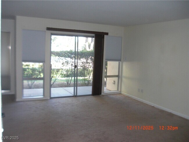 Building Photo - 793 Oakmont Ave