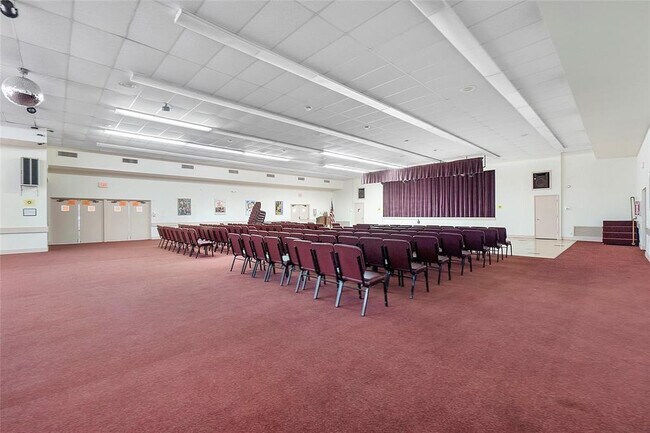 Building Photo - 7608 NW 18th St