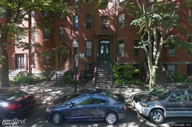 Building Photo - 1 br, 1 bath  - 62 W Rutland Sq 4