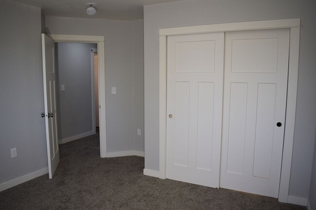 Building Photo - A St Townhomes