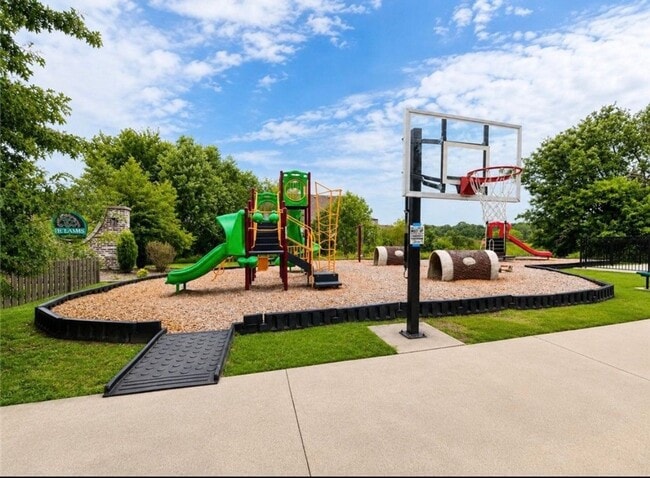 Building Photo - 3625 W Mountain View Dr