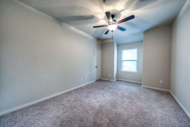 Building Photo - 27 S Sawbridge Cir