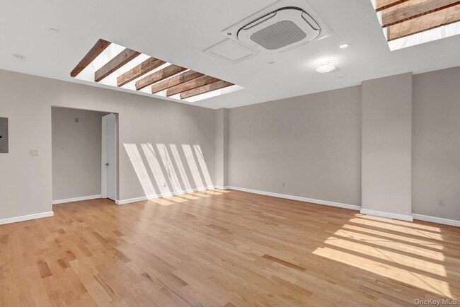 Building Photo - 136 Rockaway Ave
