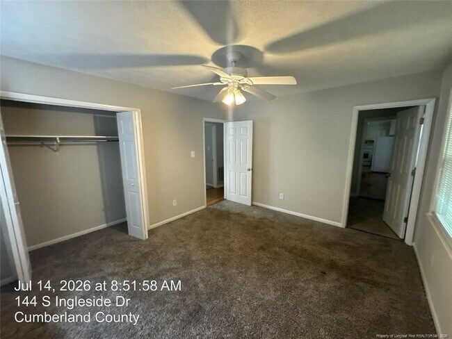 Building Photo - 144 S Ingleside Dr