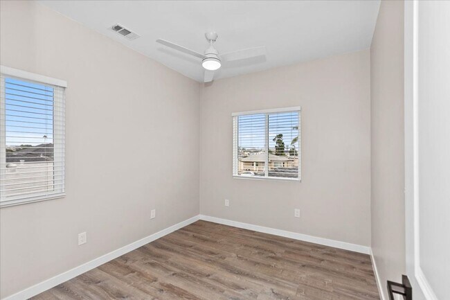 Building Photo - Brand new!