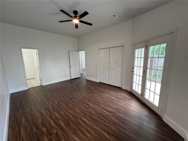 Building Photo - Fresh, stylish, and perfectly positioned on a corner home