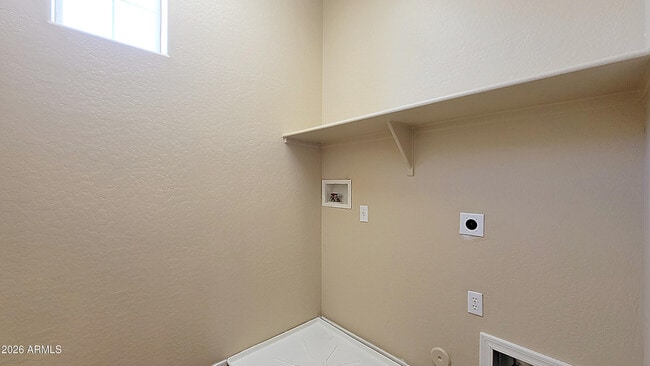 Building Photo - 21156 W Elm Way