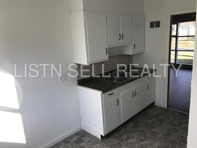 Building Photo - 4647 286th St