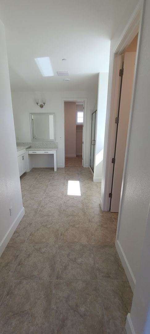 Building Photo - Luxury home in Springlake in Woodland