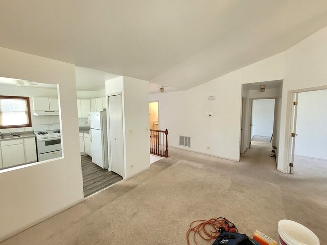 Building Photo - 321 Sheffield Dr