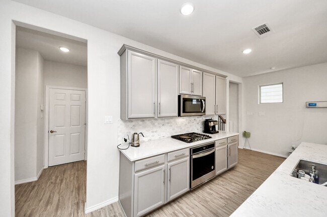 Building Photo - 3116 Dakota Falls Dr