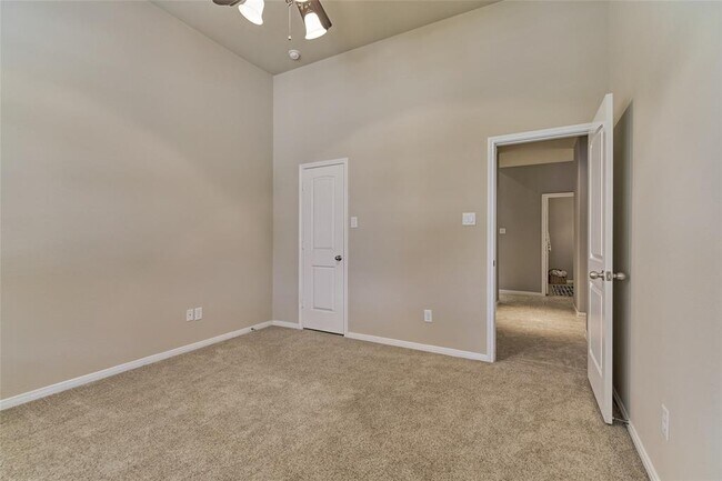 Building Photo - 106 Deer Crossing Ct