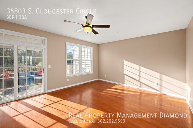 Building Photo - 35803 S Gloucester Cir