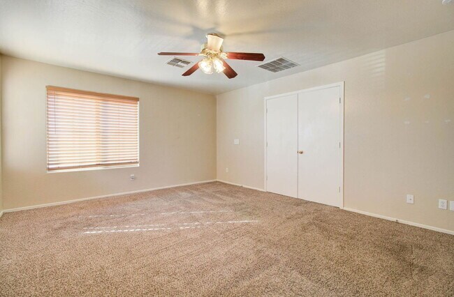 Building Photo - 17762 W Hearn Rd