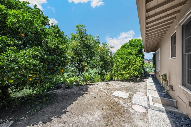 Building Photo - Charming La Habra Heights Home with Scenic Views – 2 Bed, 2 Bath
