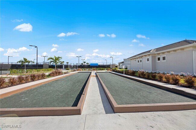 Building Photo - 5427 Double Eagle Cir