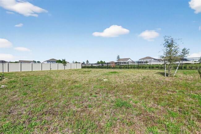 Building Photo - 6070 Sierra Crown St