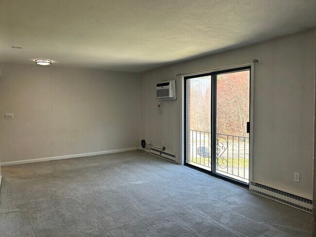 Building Photo - 380A Great Rd