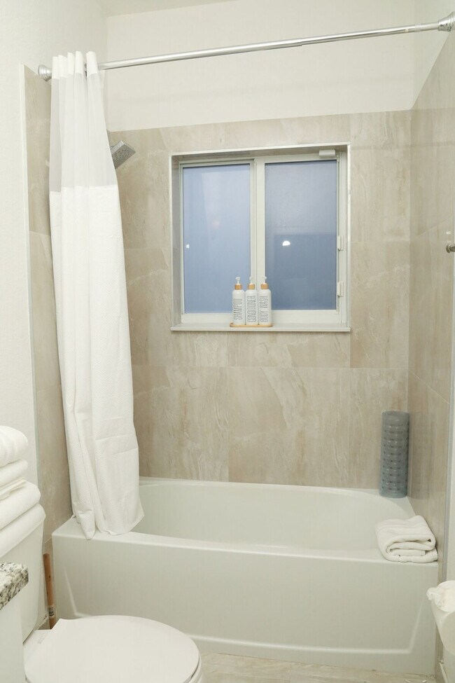 Building Photo - 3764 SW 153rd Pl