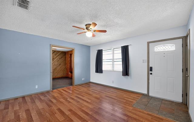 Building Photo - 604 Fegan St