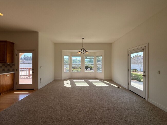 Building Photo - Beautiful Orcutt Custom Home in Solomon Estates on Approx One Acre