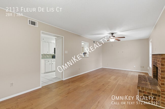 Building Photo - 2113 Fleur De Lis Ct