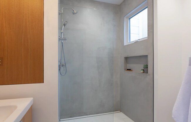 Building Photo - Stunning Designer-Renovated 4BR/3BA Single-Family Home in Outer Sunset, Just Blocks from Ocean Be...