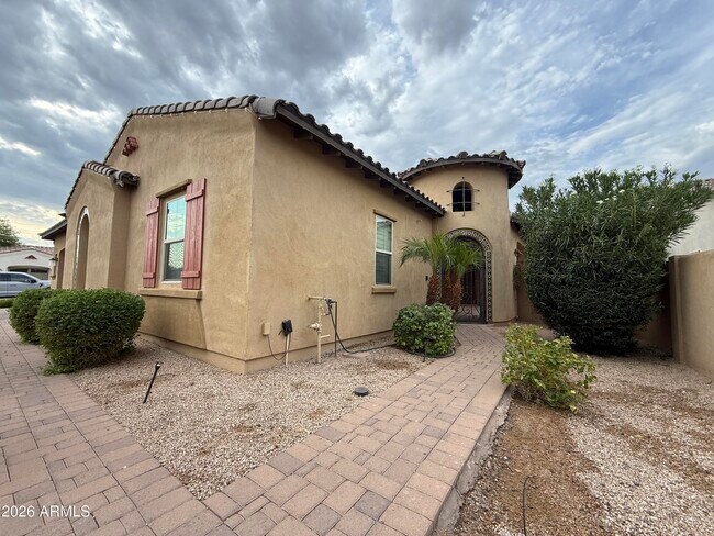 Building Photo - 2307 E Mahogany Pl