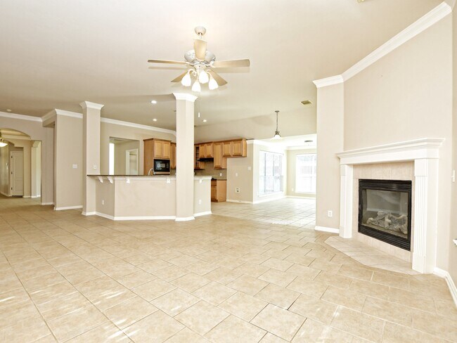 Building Photo - 1702 Buttercup Creek Blvd
