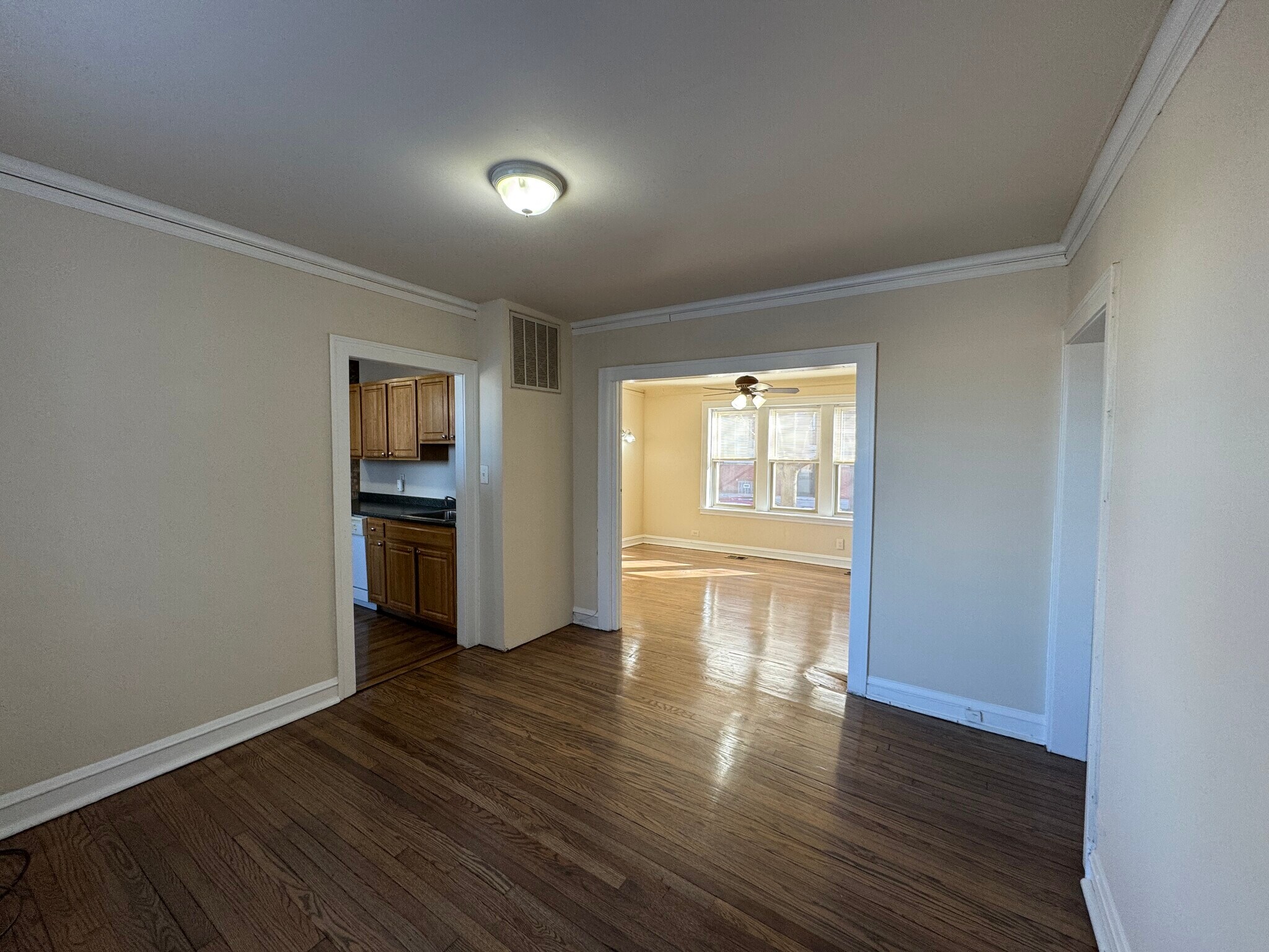 Building Photo - 3570 W Henderson St