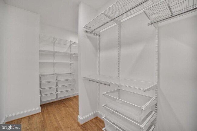 Building Photo - 2053 Mayfair McLean Ct