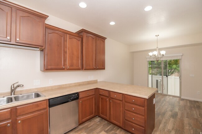 Building Photo - 3422 W Mount Cortina Way