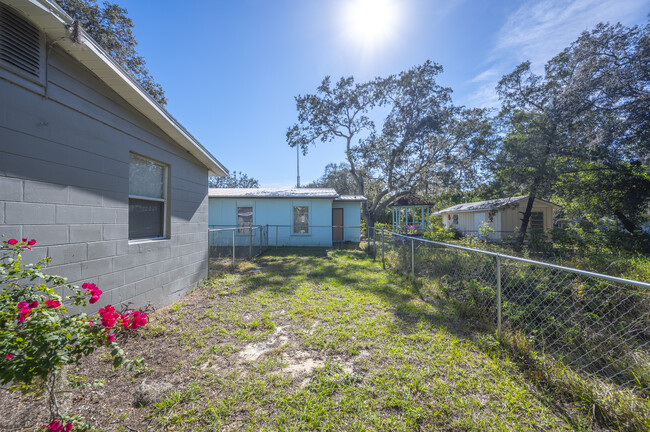 Building Photo - 1611 Rainbow Ave