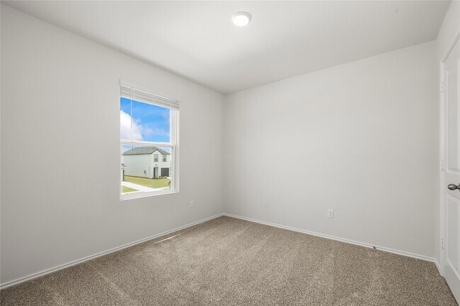 Building Photo - 226 Jackson Dr