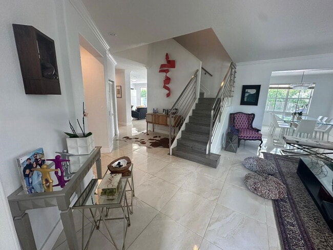 Building Photo - 1063 Sunflower Cir