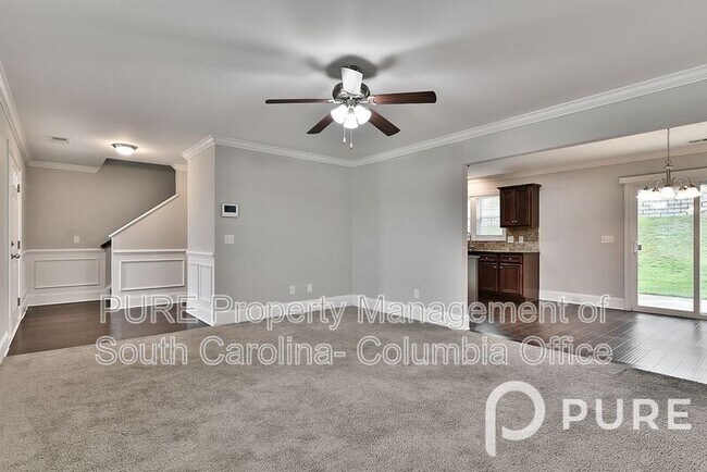 Building Photo - 1074 Acacia Ln