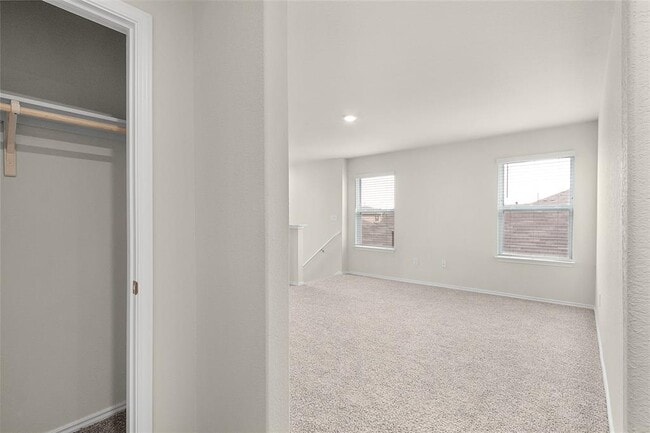 Building Photo - 2838 Wolfcreek