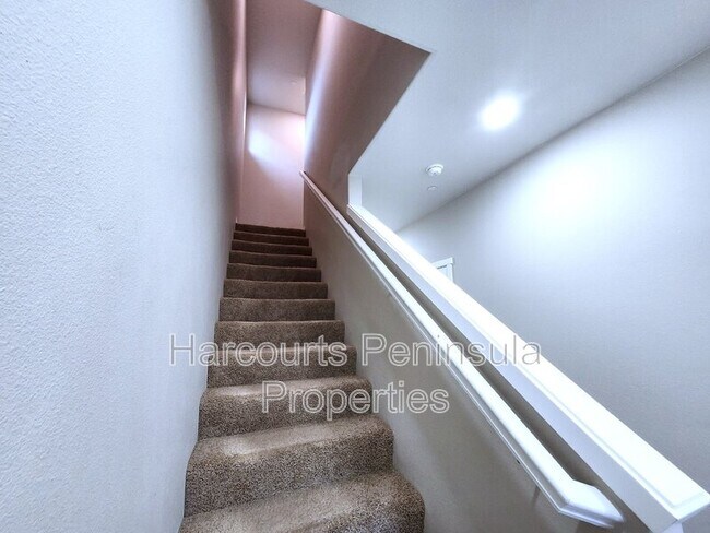 Building Photo - 4785 Driftwood St