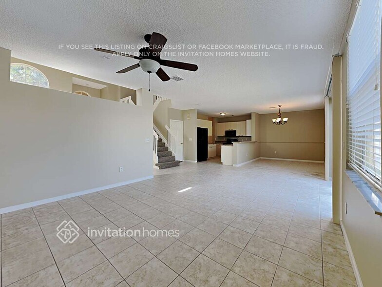 Building Photo - 1502 Running Oak Ln