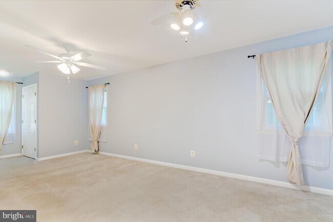 Building Photo - 2816 N Yucatan St