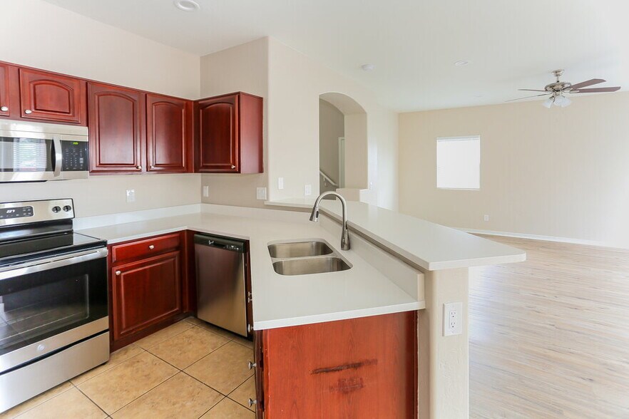 Building Photo - 3536 W Paseo Way