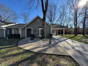 Building Photo - Updated 2/1.5 Duplex in Armuchee- $1,395