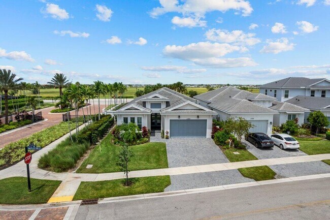 Primary Photo - 12404 Nautilus Cir