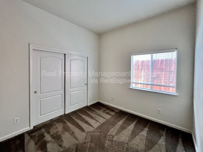 Building Photo - 8622 N Heartland Way