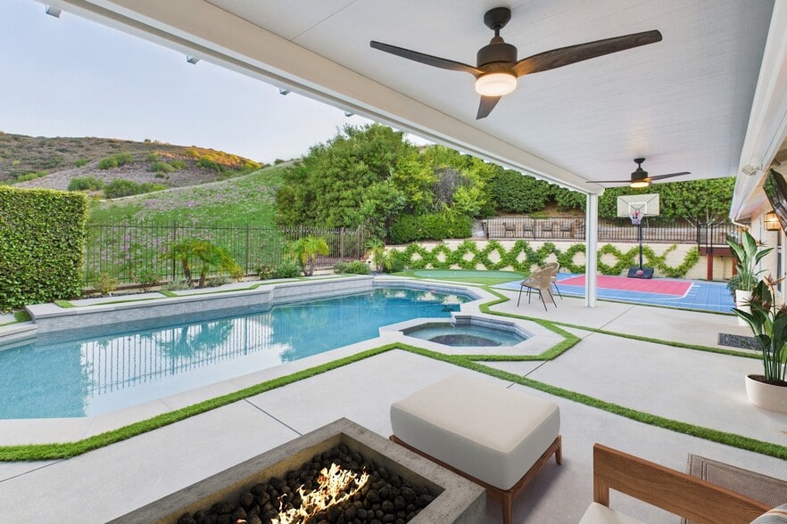 Pool, Spa, Sports Court - 29650 Kimberly Dr