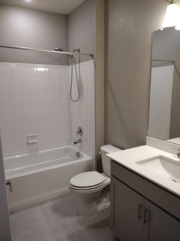 Building Photo - 14563 Piedmontese Dr