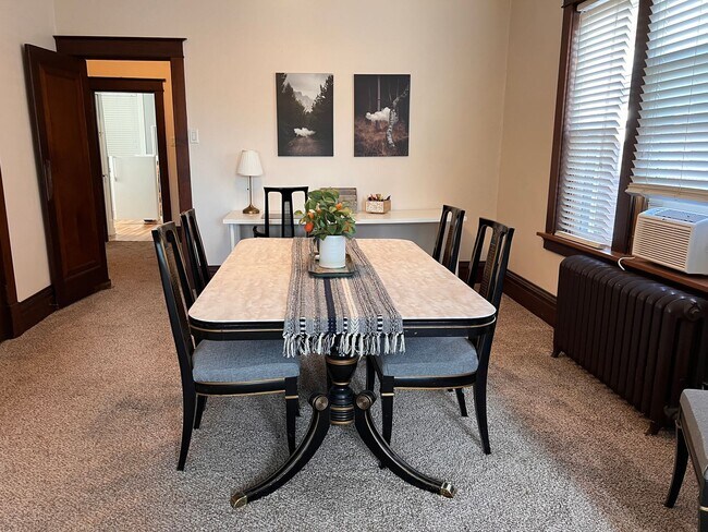 Building Photo - 3668 Wilmington Ave