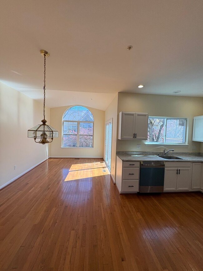 Building Photo - Beautifully Remodeled Randallstown 4bd/3.5ba W/ CAC, W/D, and Updates Galore! Available 4/15
