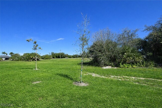 Building Photo - 3545 NW 41st Ave