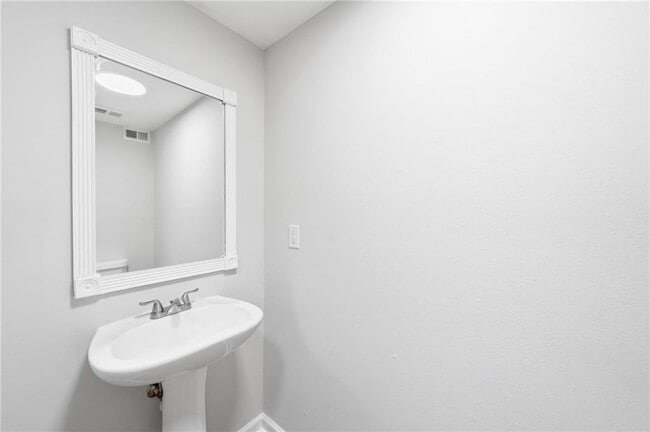 Building Photo - 1575 Ridenour Pkwy NW